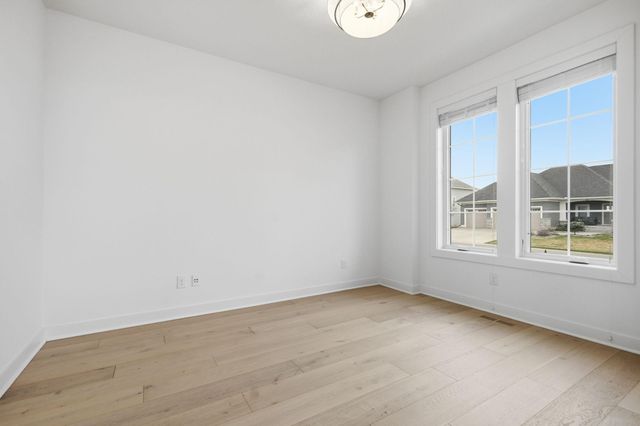 5822 130th Lane N, Hugo, MN 55038