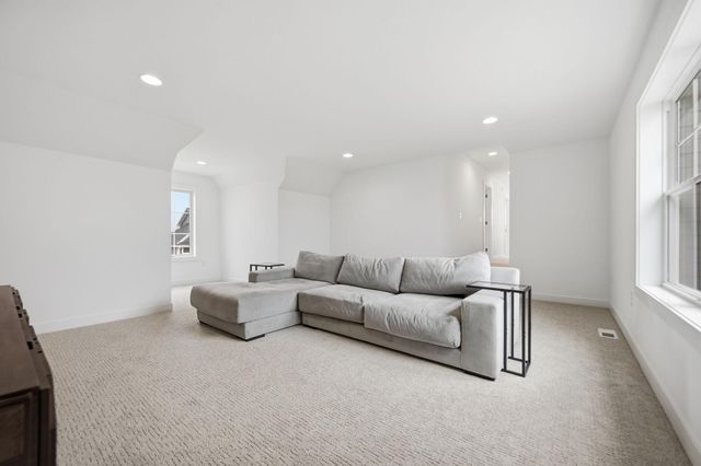 5822 130th Lane N, Hugo, MN 55038