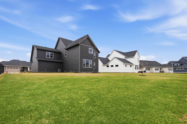 5822 130th Lane N, Hugo, MN 55038