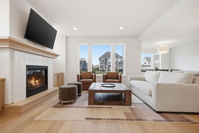 5822 130th Lane N, Hugo, MN 55038