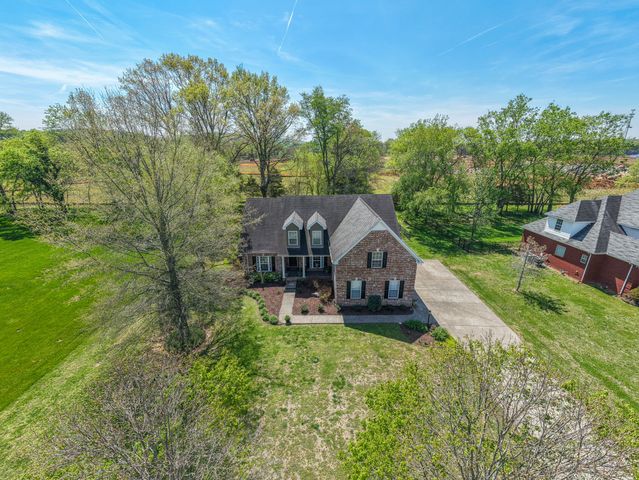 1307 John Hood Dr, Rockvale, TN 37153