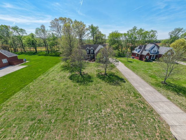 1307 John Hood Dr, Rockvale, TN 37153