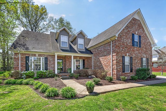 1307 John Hood Dr, Rockvale, TN 37153