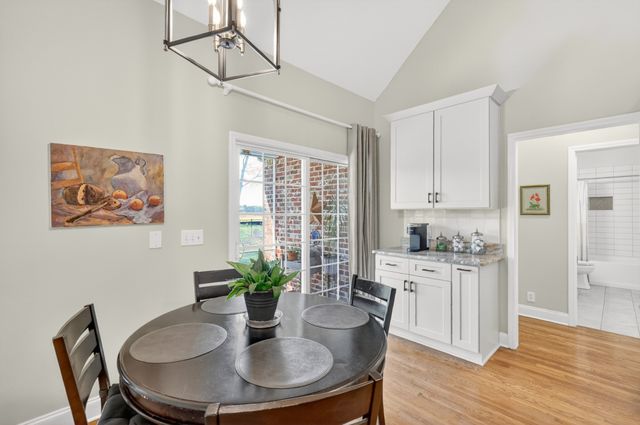 1307 John Hood Dr, Rockvale, TN 37153