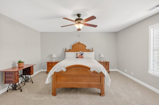 1307 John Hood Dr, Rockvale, TN 37153
