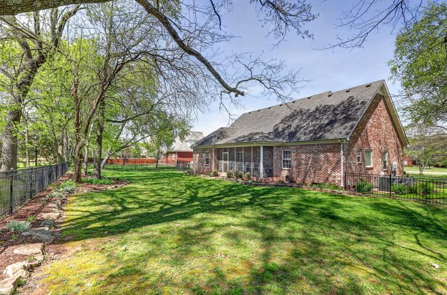 1307 John Hood Dr, Rockvale, TN 37153