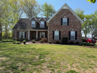 1307 John Hood Dr, Rockvale, TN 37153