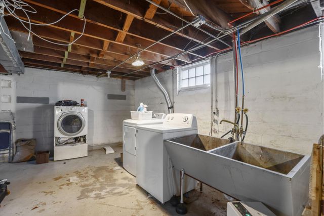 1821 Case Avenue E, Saint Paul, MN 55119