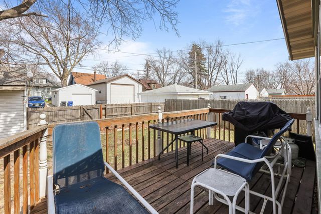 1821 Case Avenue E, Saint Paul, MN 55119