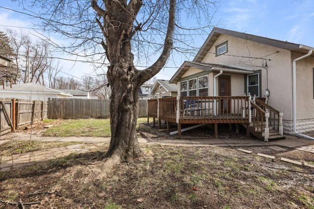 1821 Case Avenue E, Saint Paul, MN 55119