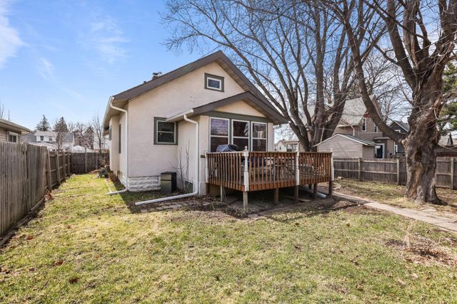 1821 Case Avenue E, Saint Paul, MN 55119