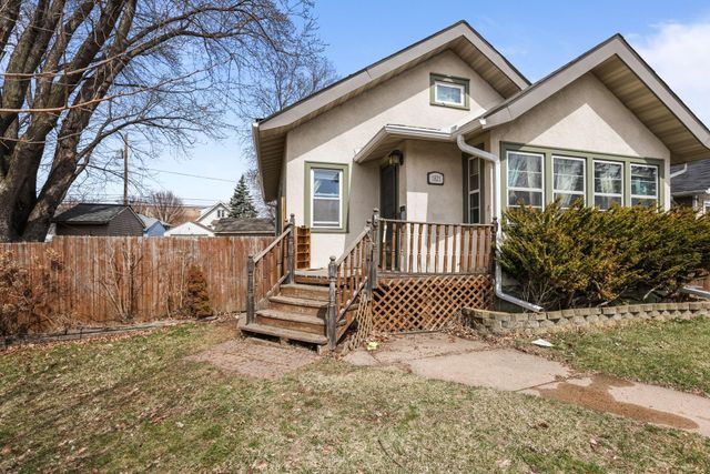1821 Case Avenue E, Saint Paul, MN 55119