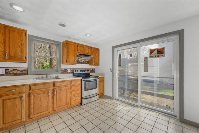 44 Antone Ave, Falmouth, MA 02536