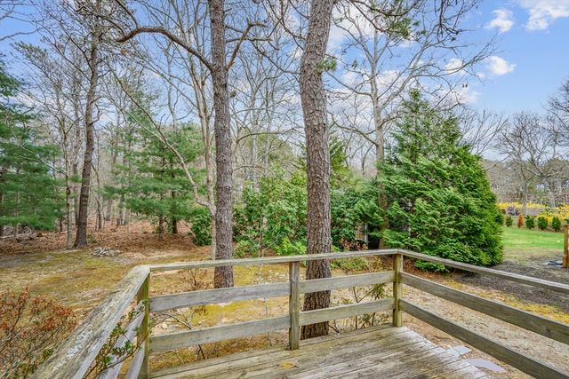 44 Antone Ave, Falmouth, MA 02536