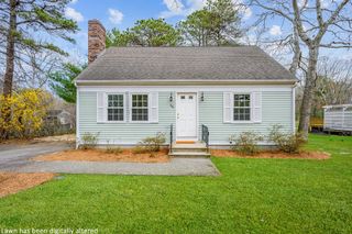 44 Antone Ave, Falmouth, MA 02536