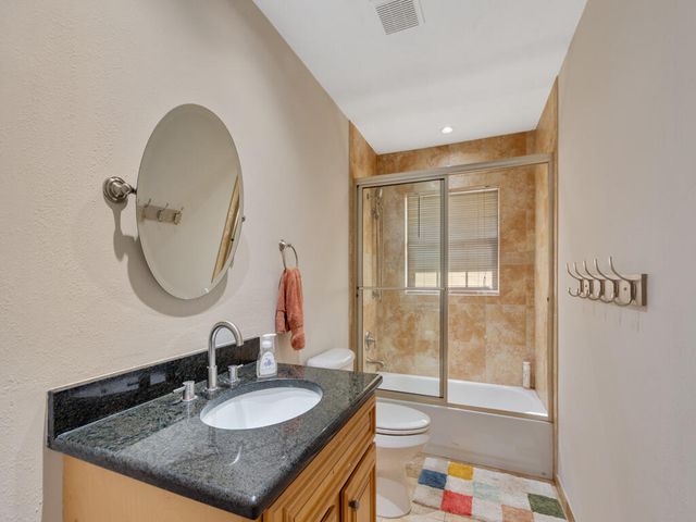 1304 32nd Avenue SW, Vero Beach, FL 32968