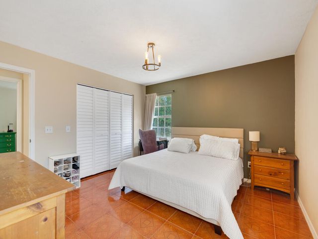 1304 32nd Avenue SW, Vero Beach, FL 32968