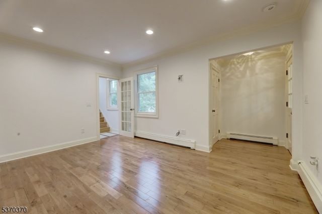 406 Dixie Ave, Hawthorne Boro, NJ 07506