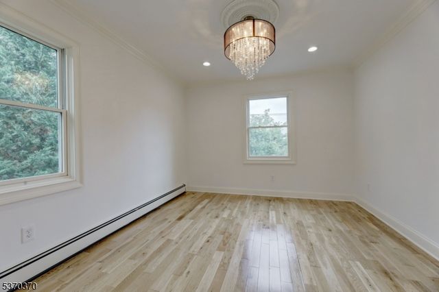 406 Dixie Ave, Hawthorne Boro, NJ 07506