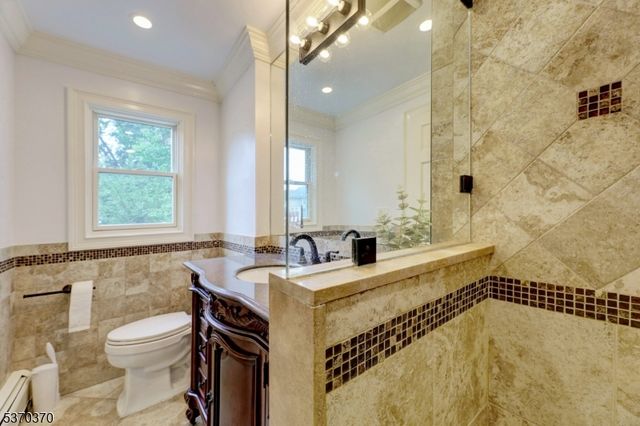 406 Dixie Ave, Hawthorne Boro, NJ 07506