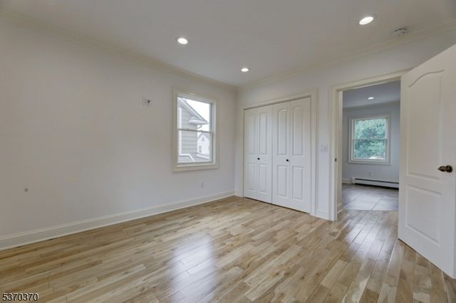 406 Dixie Ave, Hawthorne Boro, NJ 07506