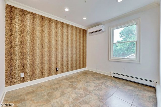 406 Dixie Ave, Hawthorne Boro, NJ 07506