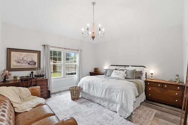 7622 Cypress Dr, Humble, TX 77396