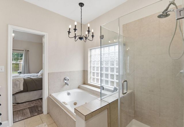 7622 Cypress Dr, Humble, TX 77396