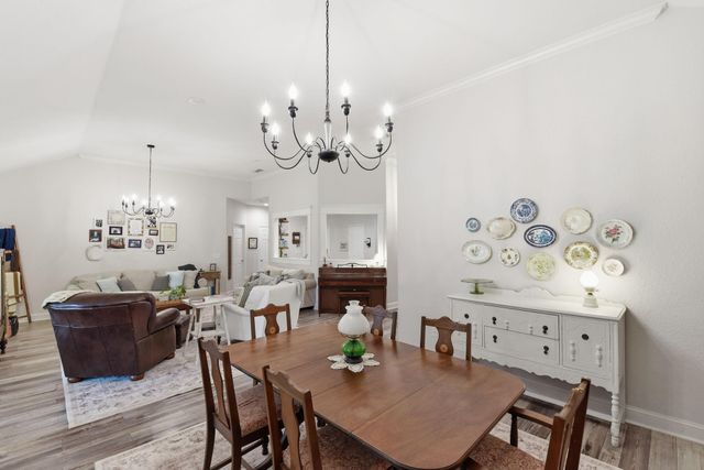 7622 Cypress Dr, Humble, TX 77396