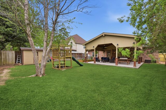 7622 Cypress Dr, Humble, TX 77396