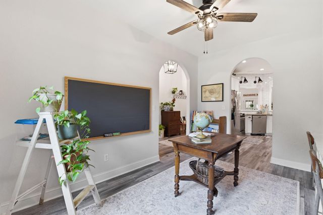 7622 Cypress Dr, Humble, TX 77396