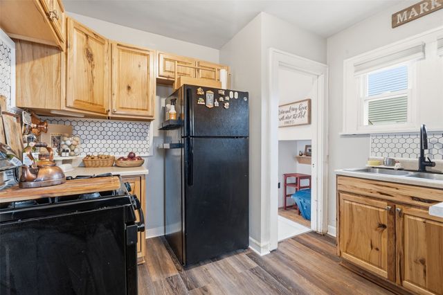 1915 C Avenue, Cedar Rapids, IA 52402