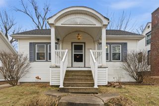 1915 C Avenue, Cedar Rapids, IA 52402