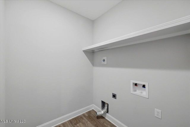 211 Serenity Lake Drive, Pearl, MS 39208