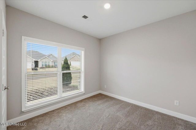 211 Serenity Lake Drive, Pearl, MS 39208