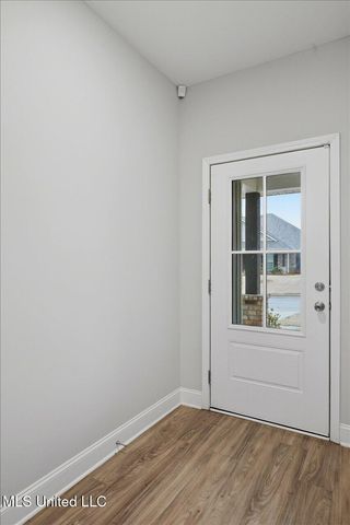 211 Serenity Lake Drive, Pearl, MS 39208