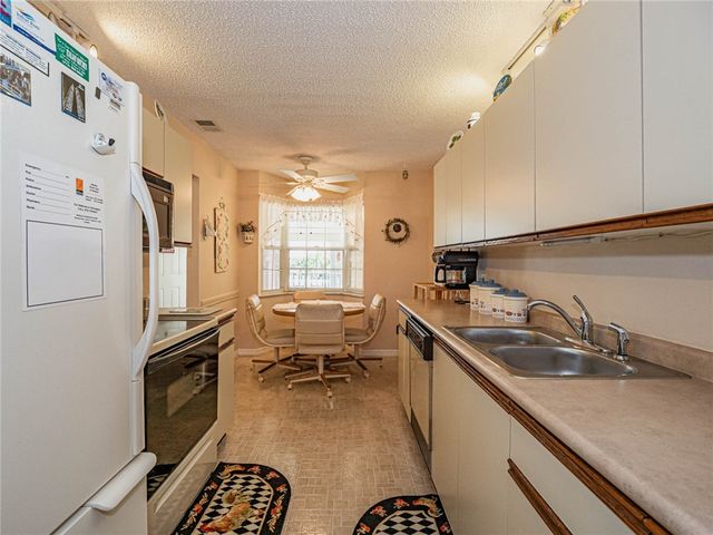 385 Grove Isle Circle 385, Vero Beach, FL 32962