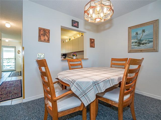 385 Grove Isle Circle 385, Vero Beach, FL 32962