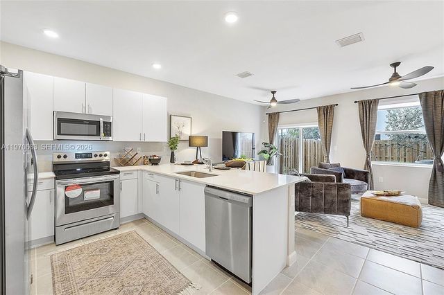 16224 SW 291st St, Homestead, FL 33033