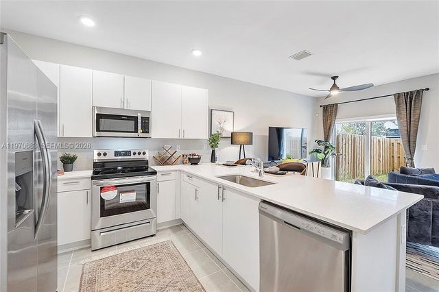 16224 SW 291st St, Homestead, FL 33033