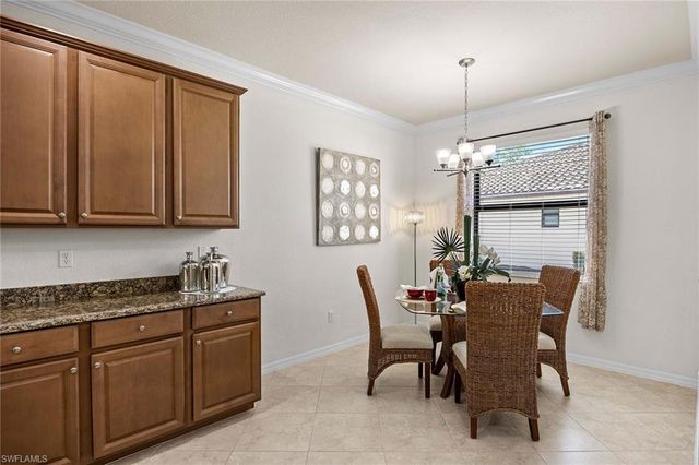 3827 Treasure Cove CIR, Naples, FL 34114