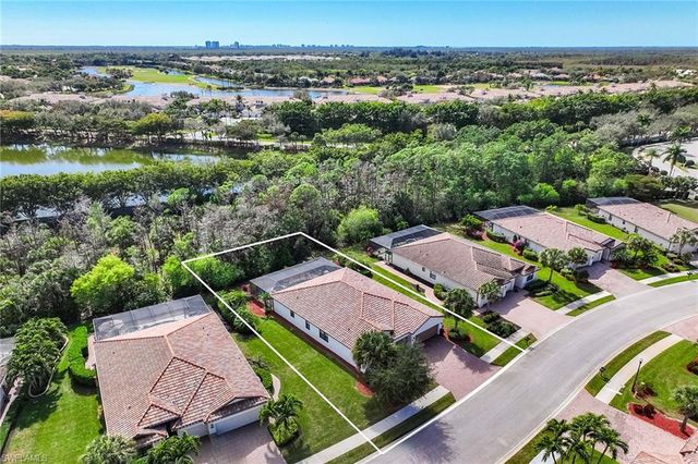 3827 Treasure Cove CIR, Naples, FL 34114