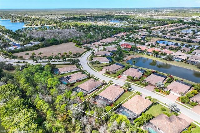 3827 Treasure Cove CIR, Naples, FL 34114