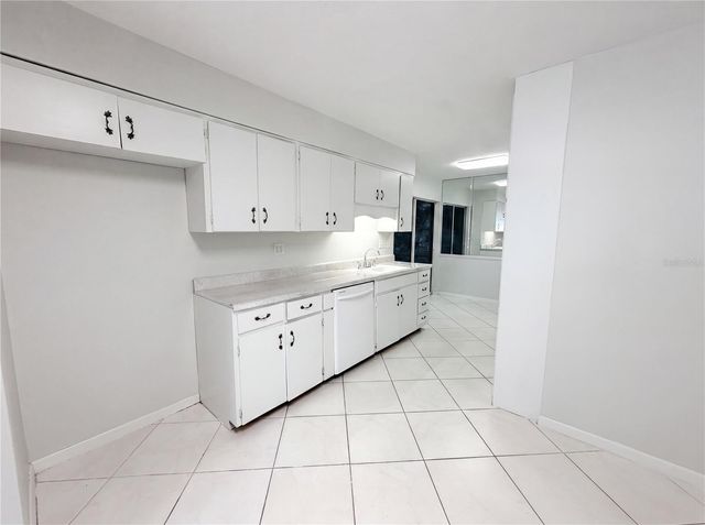 1431 COBURN DRIVE, Tarpon Springs, FL 34689