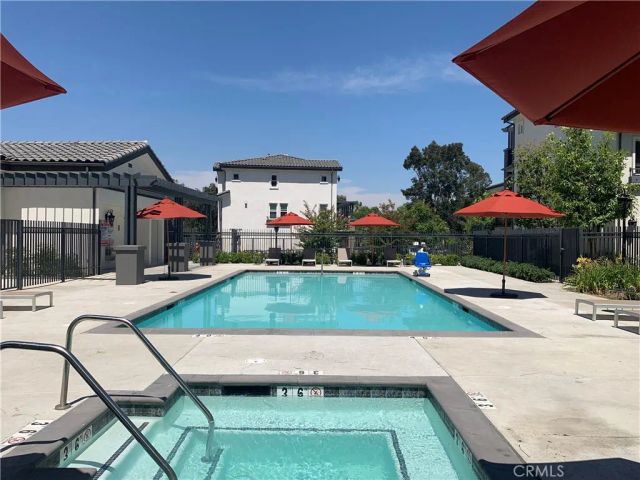 15 Brookline Way, Pomona, CA 91766
