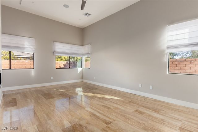 26 Cranberry Cove Court, Las Vegas, NV 89135