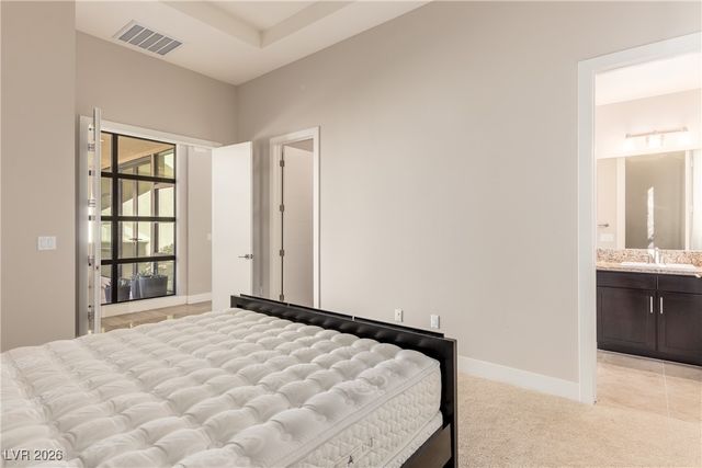 26 Cranberry Cove Court, Las Vegas, NV 89135