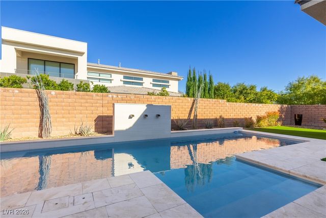 26 Cranberry Cove Court, Las Vegas, NV 89135