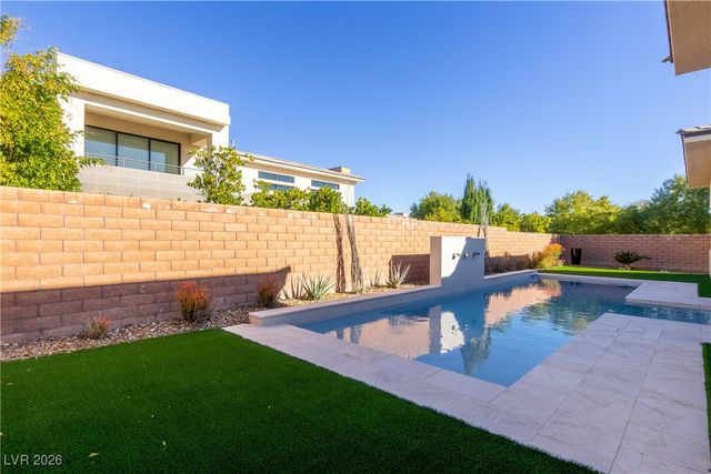 26 Cranberry Cove Court, Las Vegas, NV 89135