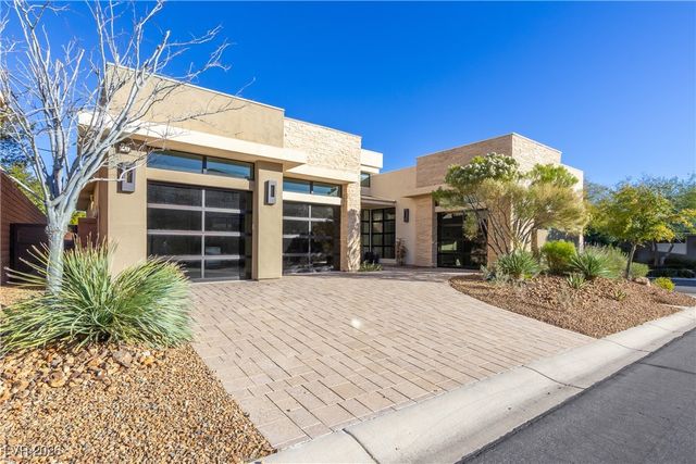 26 Cranberry Cove Court, Las Vegas, NV 89135